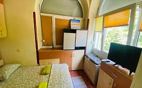 Central 2 Bedrooms Apartment